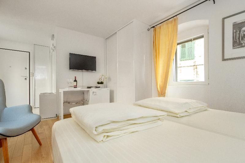 Guesthouse Imperator Split Exterior foto
