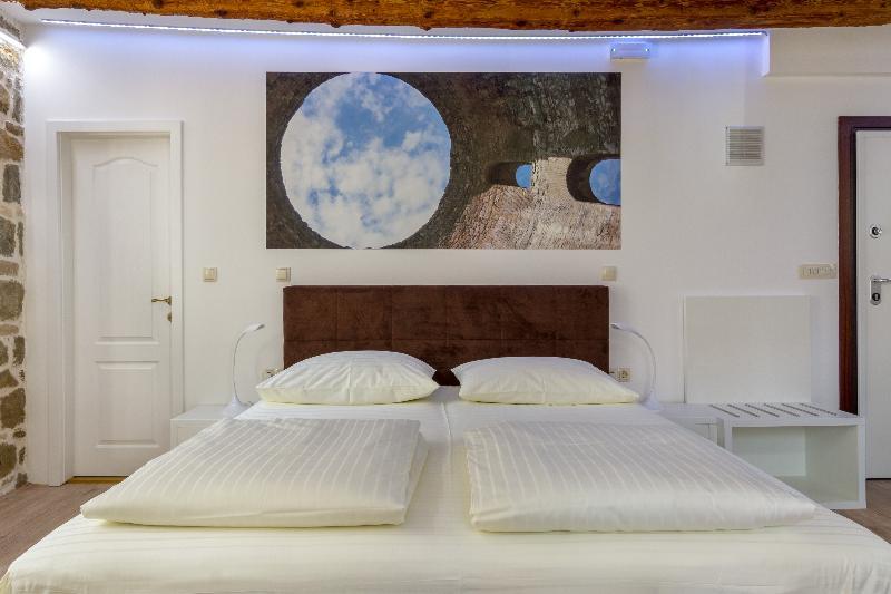 Guesthouse Imperator Split Exterior foto